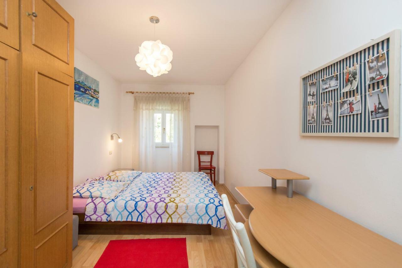Haus Valerija Vila Labin  Exterior foto